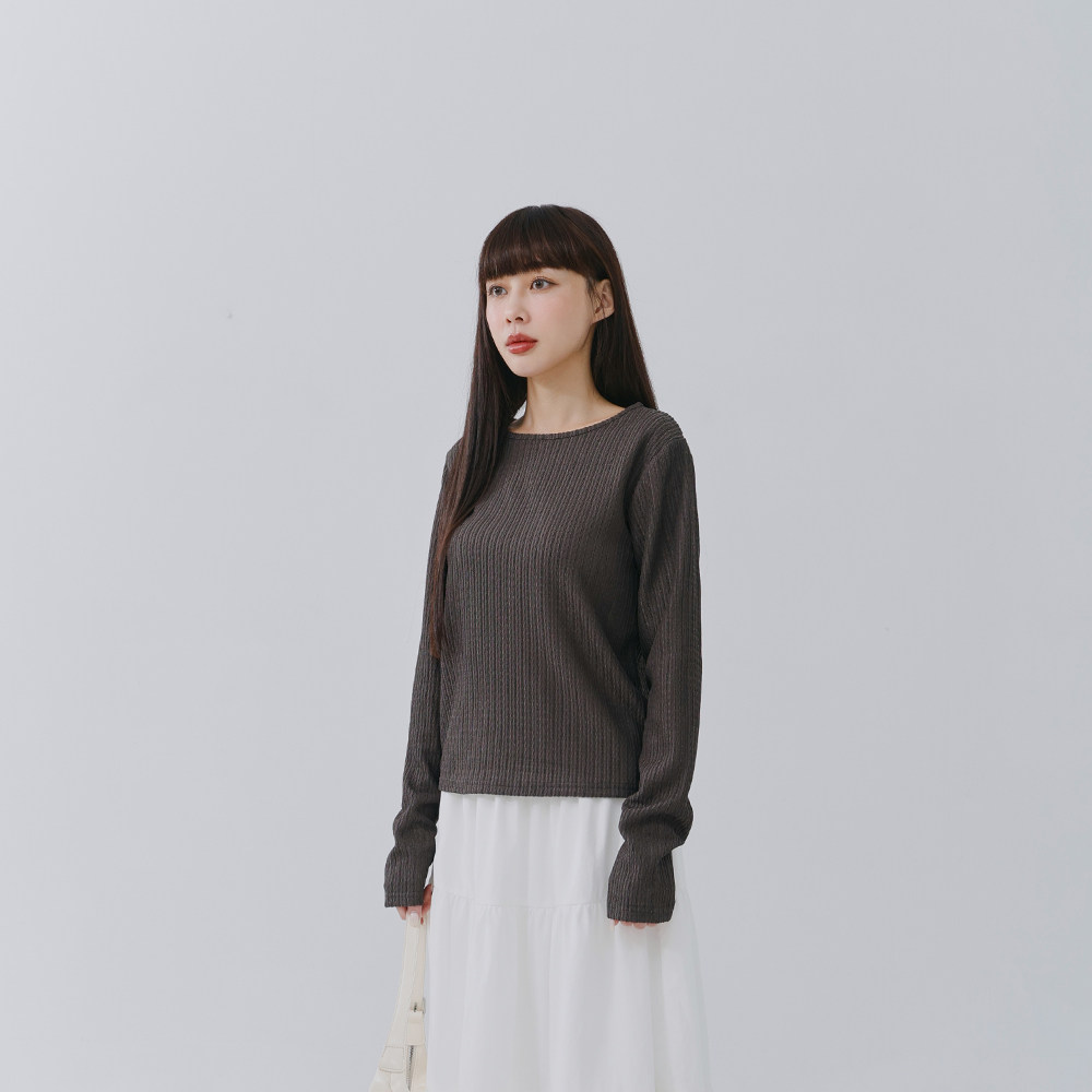 QUEENSHOP 2025秋冬新品女装后绑带立体镂空纹理造型上