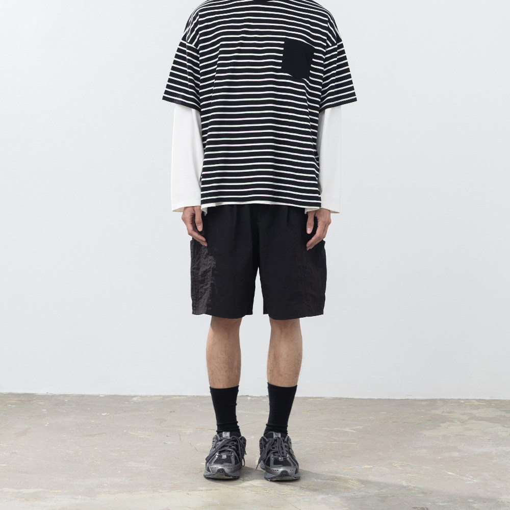 QUEENSHOP2026春夏新品男装剪接口袋设计刷刷短裤-黑04130323
