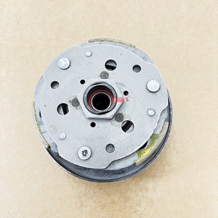 适用轻骑铃木优驿优友UE125 UY125 UU125T-2传动皮带轮离合器胜群