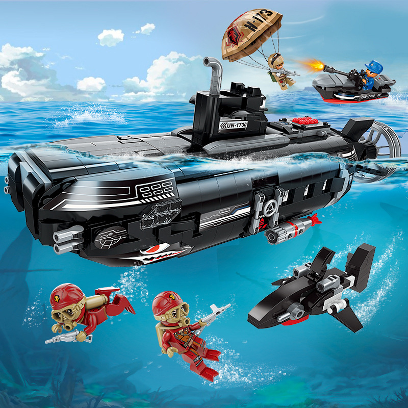 中国积木核潜艇1730坦克模型军事飞机航母装甲车拼装男孩玩具