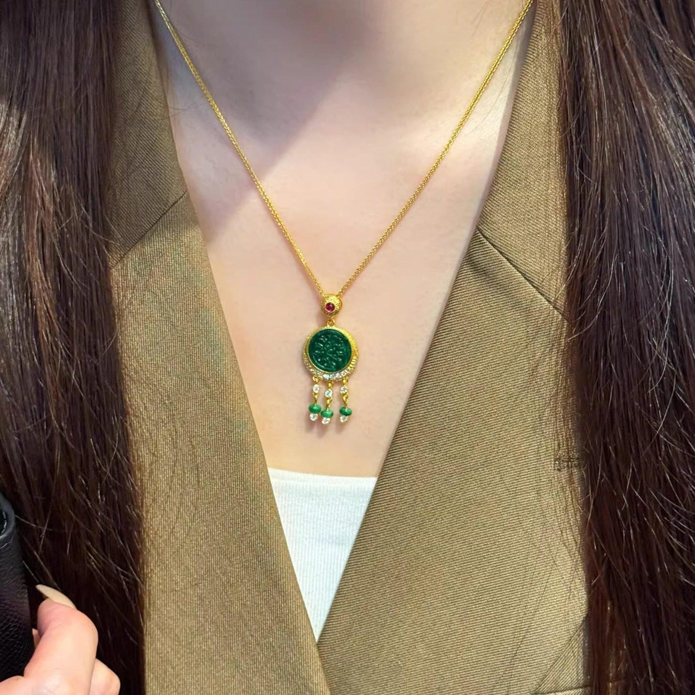 黄金女项链足金999套链镶嵌翡翠项链礼物足金证书礼盒支持复检