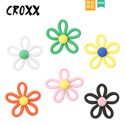 玫粉草莓甜甜圈花朵洞洞鞋扣