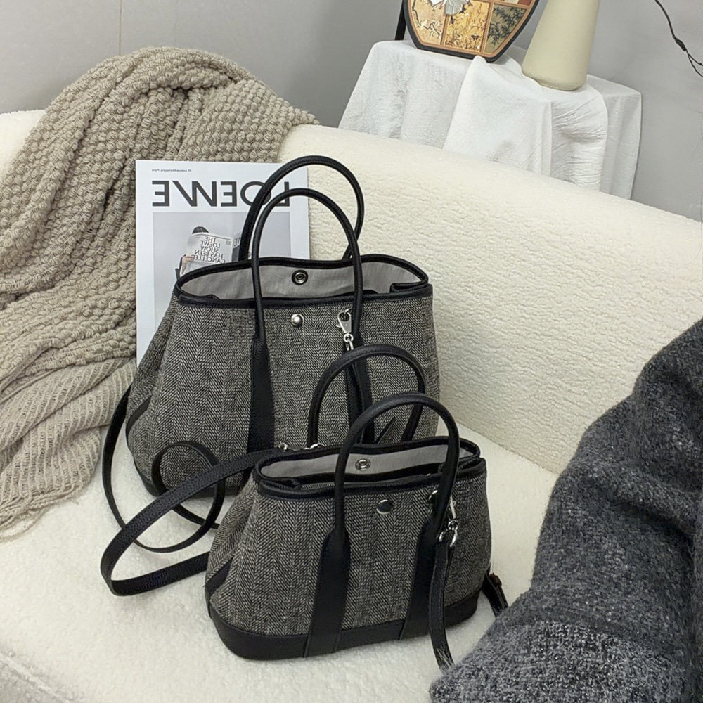 2025新款撞色尼料拼接手提包女时尚通勤单肩斜跨花园包复古女包,箱包皮具/热销女包/男包,通用款女包,淘宝优惠券,粉丝福利购,淘宝优惠卷