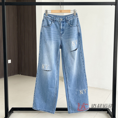 MLB女款NY刺绣破洞阔腿牛仔长裤