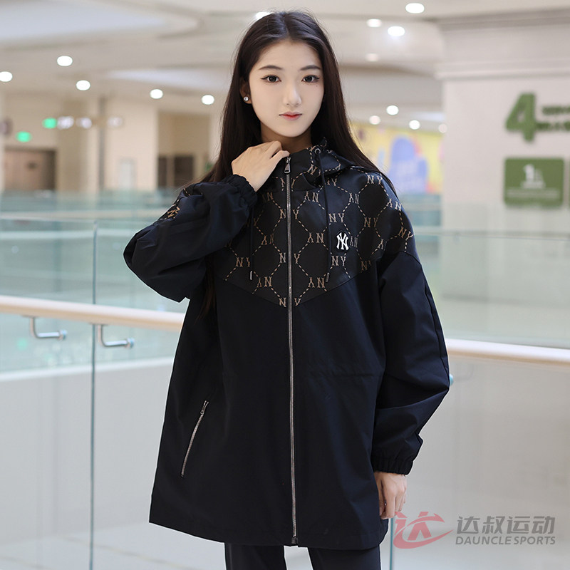 24新款MLB女款外套NY学院风钻石老花拼接连帽运动夹克3FWJM0144