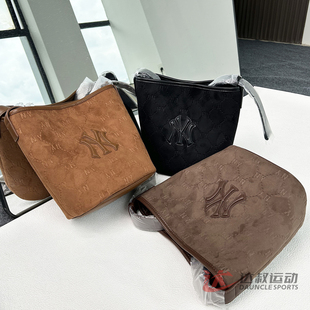 25新款MLB水桶包男女NY钻石暗纹老花满印斜挎包单肩包3ABMMC25N