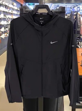 25新款Nike耐克外套男子连帽防泼水速干运动休闲梭织夹克DD4747