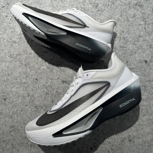 Nike耐克跑步鞋男碳板缓震运动鞋