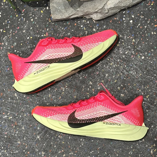 Nike耐克男子超级飞马公路跑步鞋