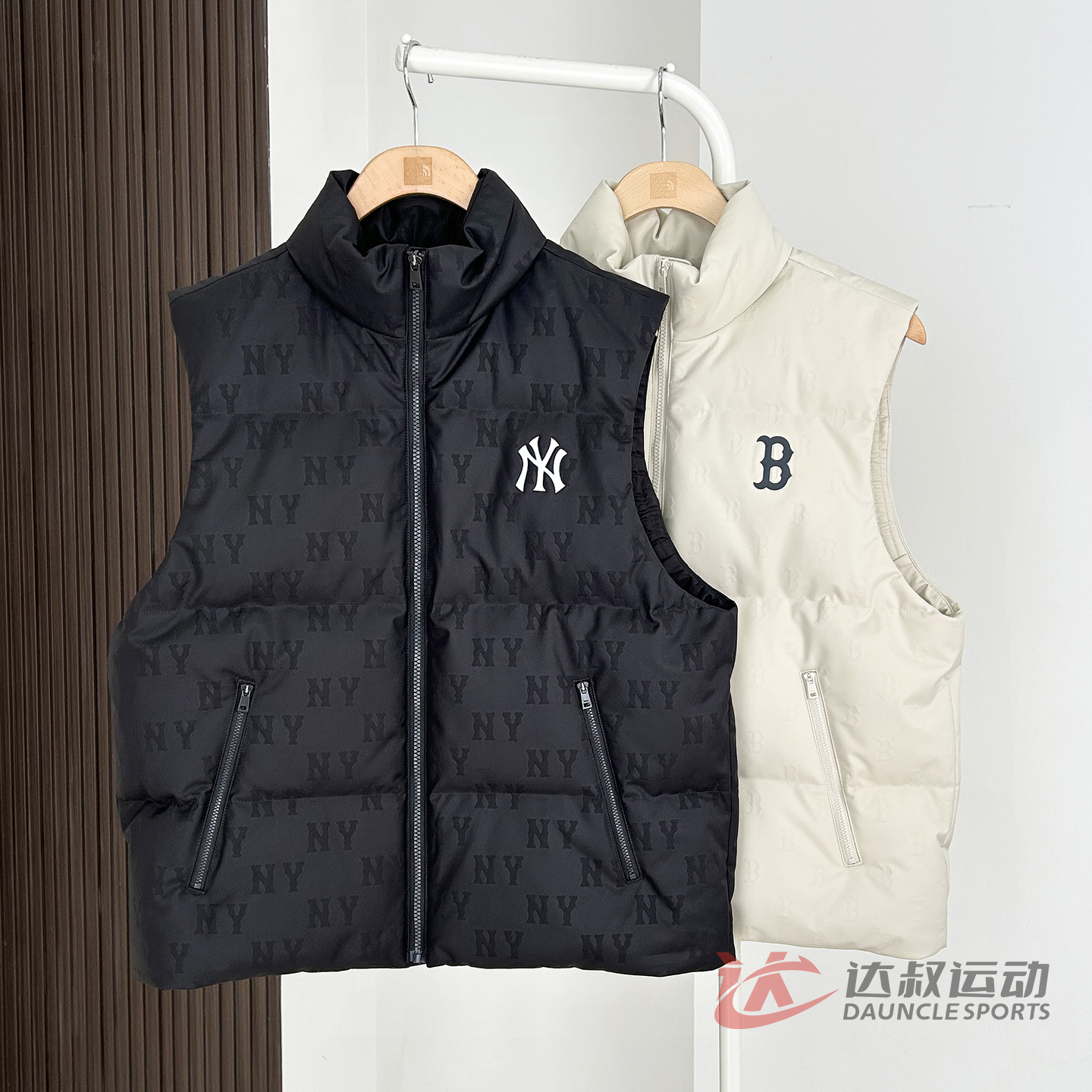 MLB男女NY暗纹老花立领羽绒马甲