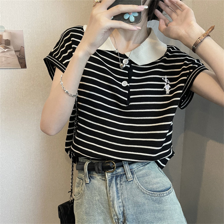 条纹翻领短袖T恤女夏季设计感