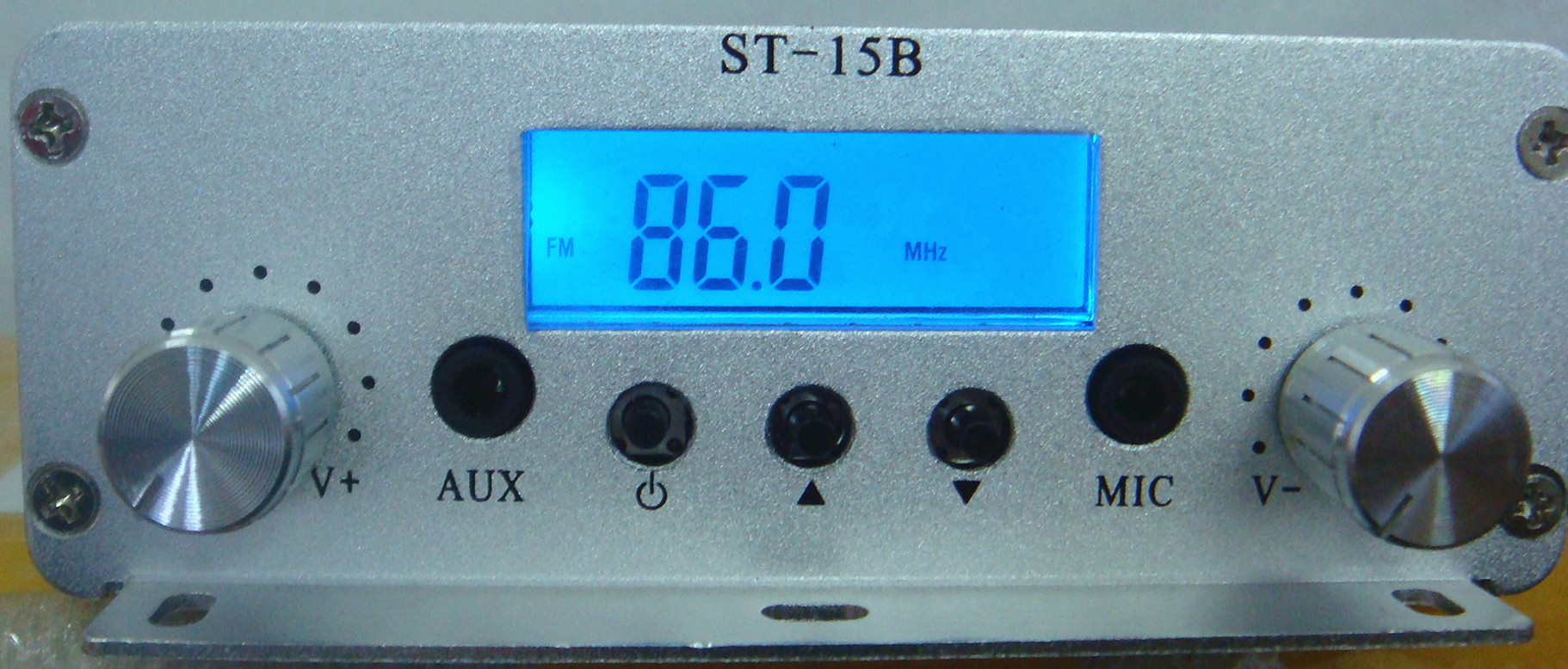 15W立体声调频fm发射器 调频发射机车载社区音频发射器出口精品