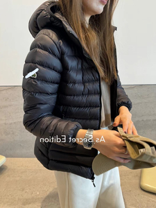 欧洲站南油小众设计师秋冬经典卡通小标修身显瘦薄款鹅绒羽绒外套