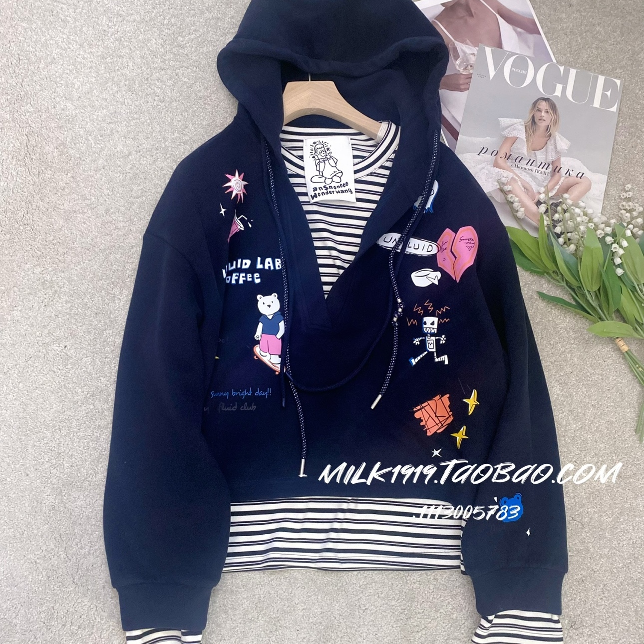 欧洲站小众设计师秋冬新款漫画家卡通刺绣连帽假两件拼接条纹卫衣