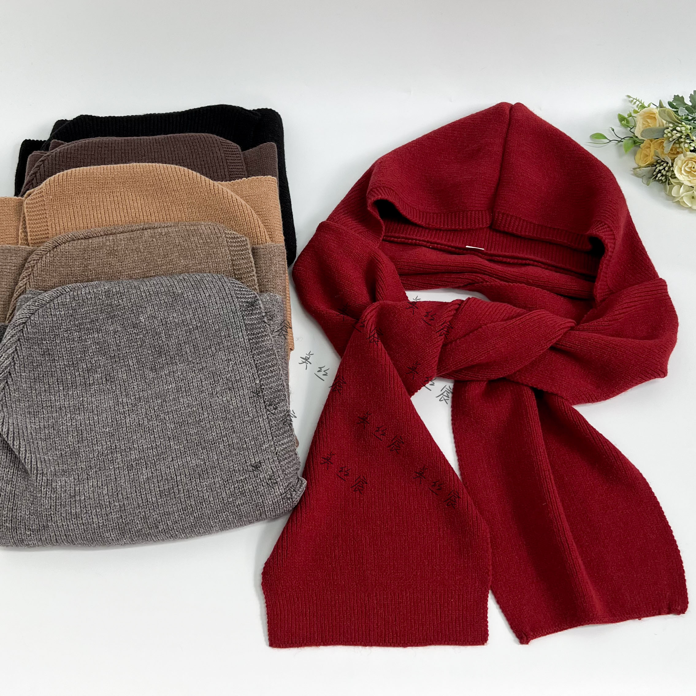 美丝宸新款纯色连帽围巾秋冬时尚保暖针织简约围巾防风外搭披肩