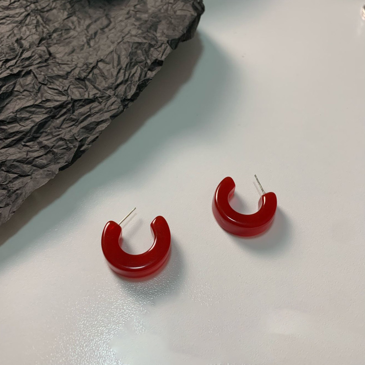 partyme手工红色圆形亚克力耳钉女2025简约耳环小众耳饰