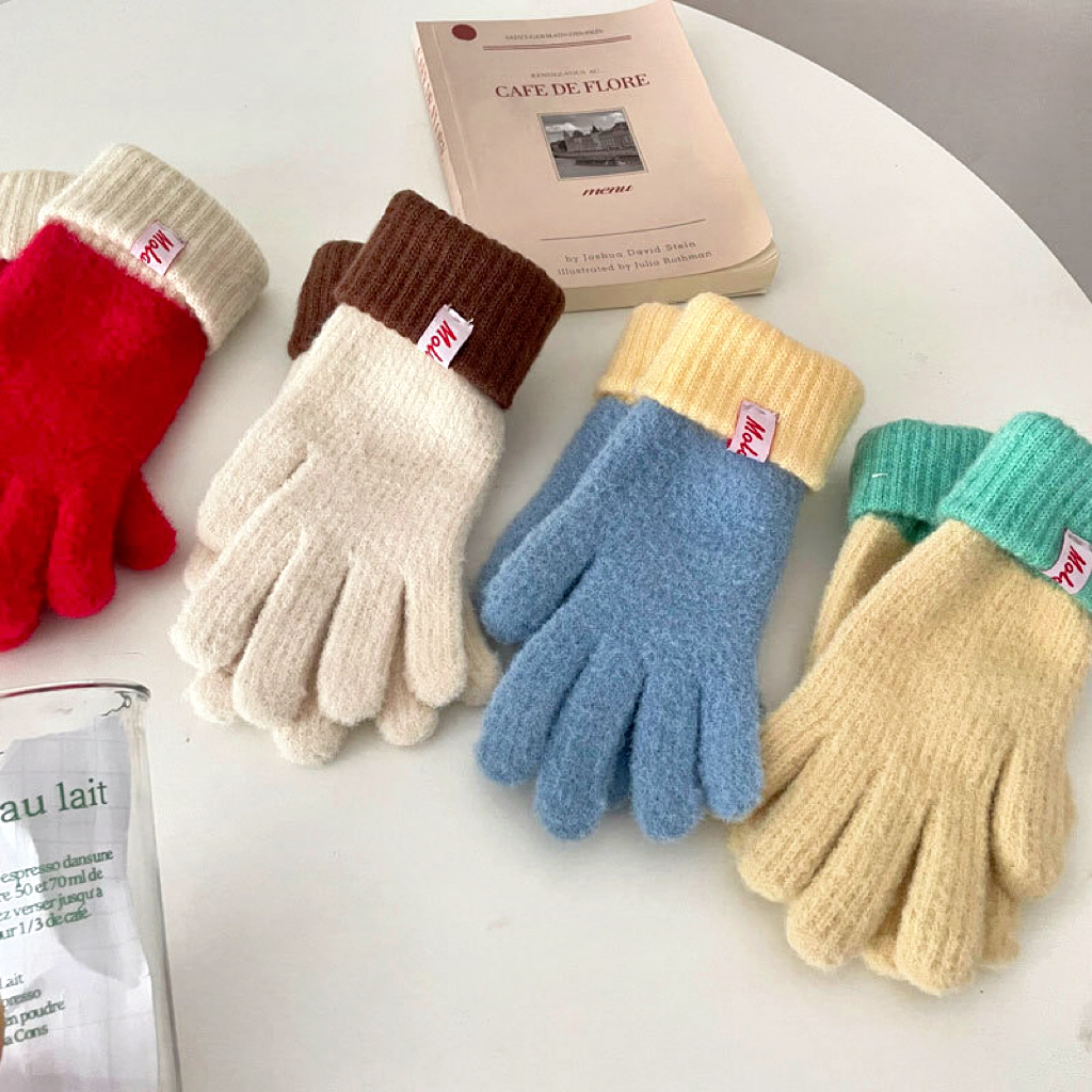 博主秋冬加厚撞色拼色针织手套柔软彩色触屏保暖防寒骑行五指保暖