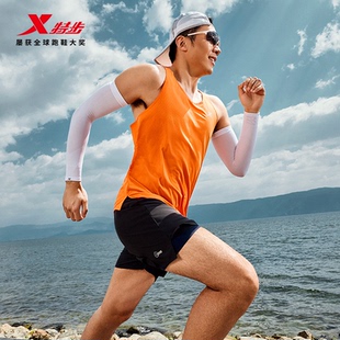 特步全民畅跑马拉松跑步背心圆领短袖T恤短裤风衣速干裤团购套装