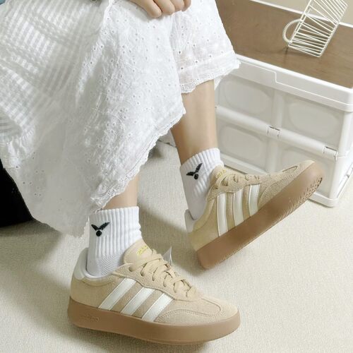 adidas阿迪达斯BARREDA男女鞋百搭休闲板鞋德训鞋轻运动鞋KH7000