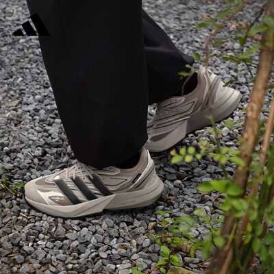 adidas阿迪达斯男子LIGHTBLAZE ATR运动训练缓震跑步鞋JP7774