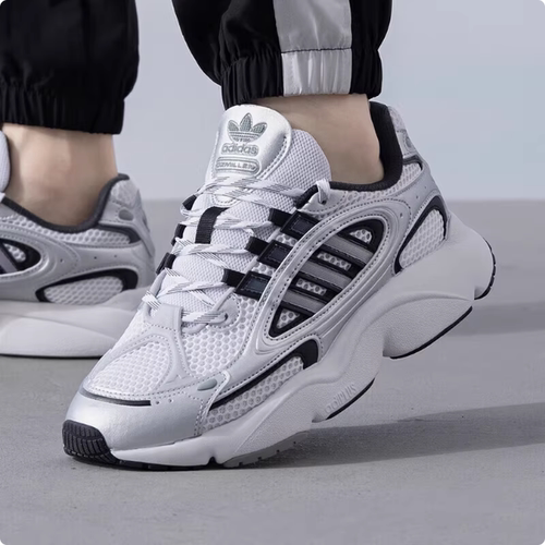 Adidas阿迪达斯三叶草轻便老爹鞋