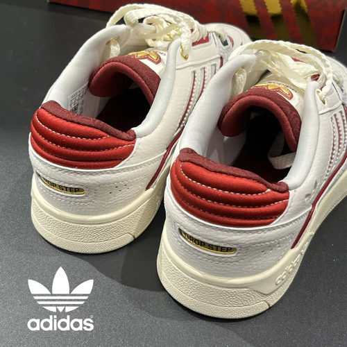 Adidas阿迪达斯正品男女新款低帮复古运动鞋休闲蓝球板鞋【特惠】