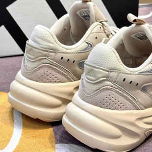 JS3024 轻便缓震透气运动休闲跑步鞋 正品 ADIDAS阿迪达斯男女老爹鞋