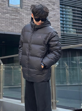 Adidas阿迪达斯男子保暖羽绒服冬户外运动防风连帽鸭绒外套KC2478