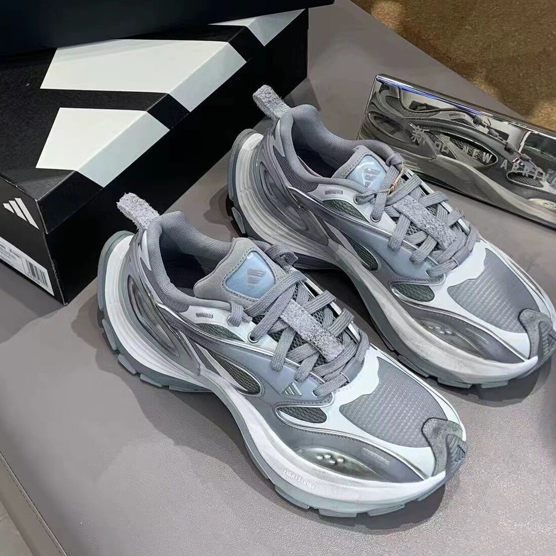 ADIDAS阿迪达斯男女正品XLG SPEED 时尚百搭运动生活休闲鞋KJ6503