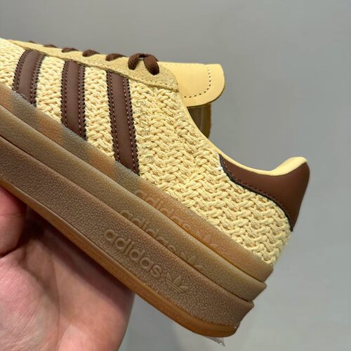 阿迪达斯三叶草「T头鞋」GAZELLE BOLD厚底增高经典板鞋女 JS3903