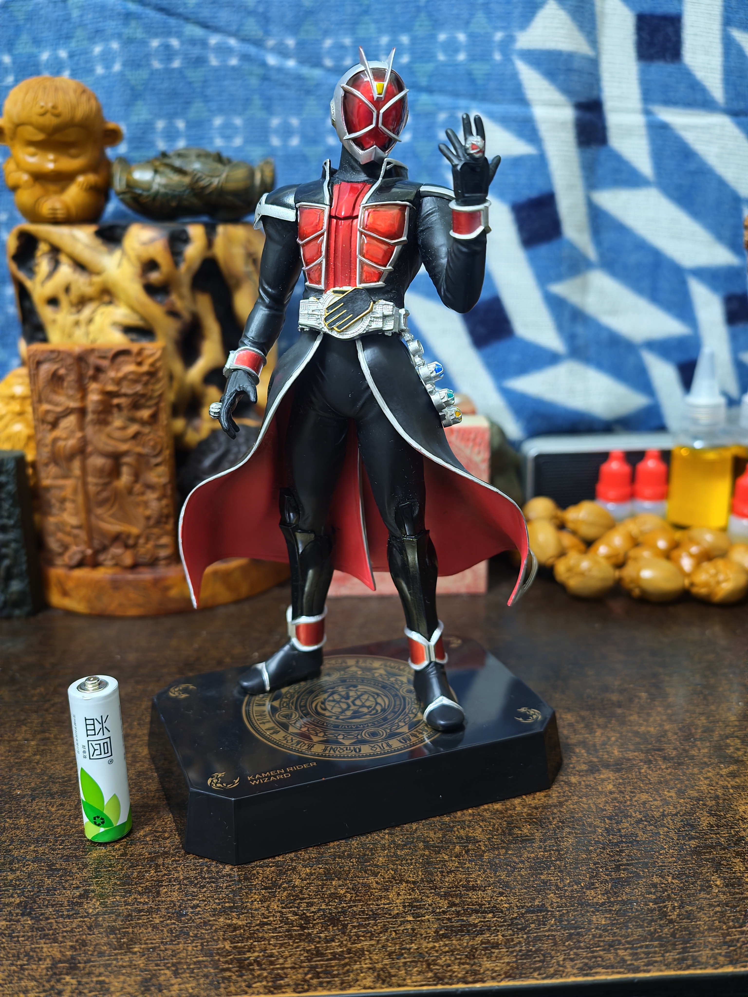 日版假面骑士巫骑Wizard法爷一番赏景品手办火焰形态手办模型摆件
