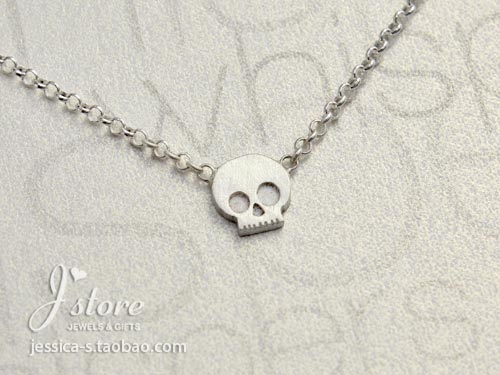 银色迷你小骷髅头项链
