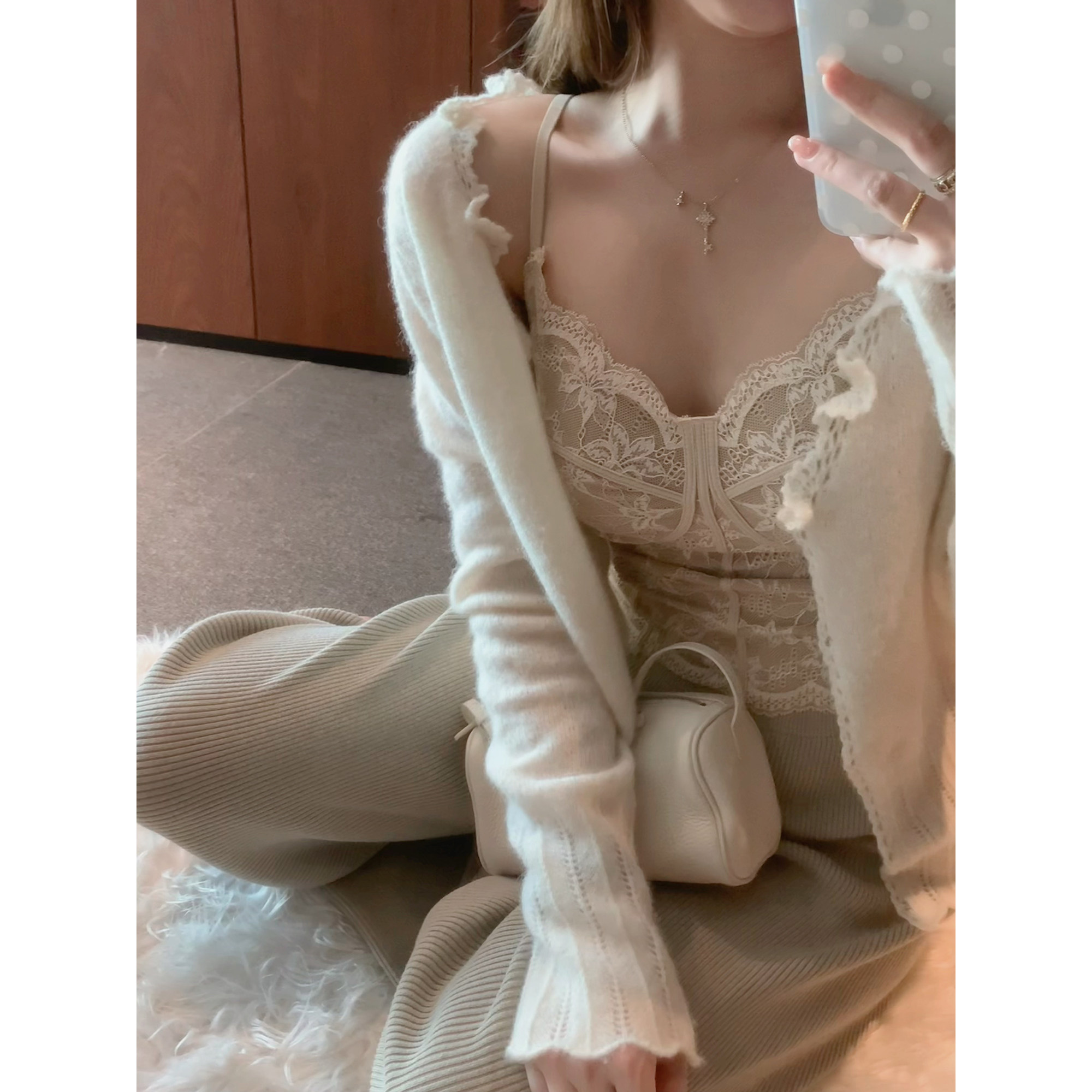 TMHSTUDIO法式立体刺绣吊带背心图片