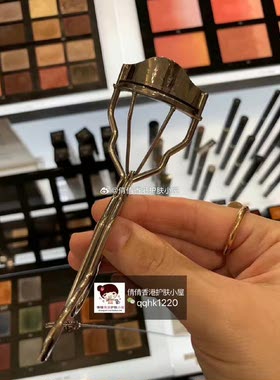 日本suqqu睫毛夹持久卷翘不伤睫毛附替换胶垫