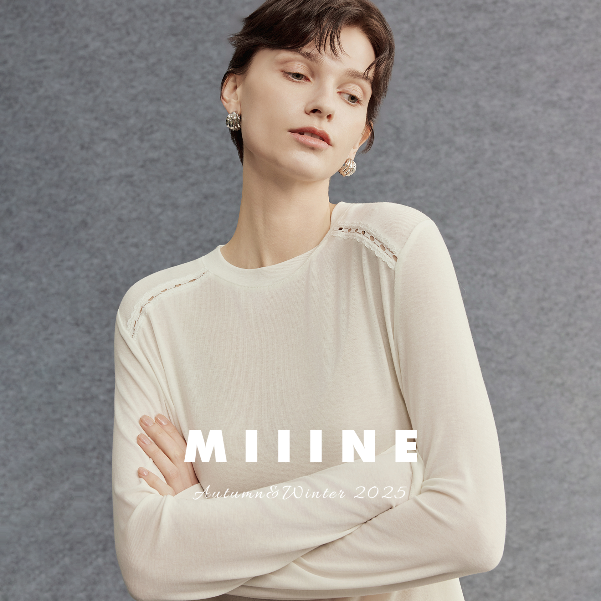 Miiine全羊毛肩部蕾丝镂空绣花T恤 精致小花边圆领设计基础款内搭