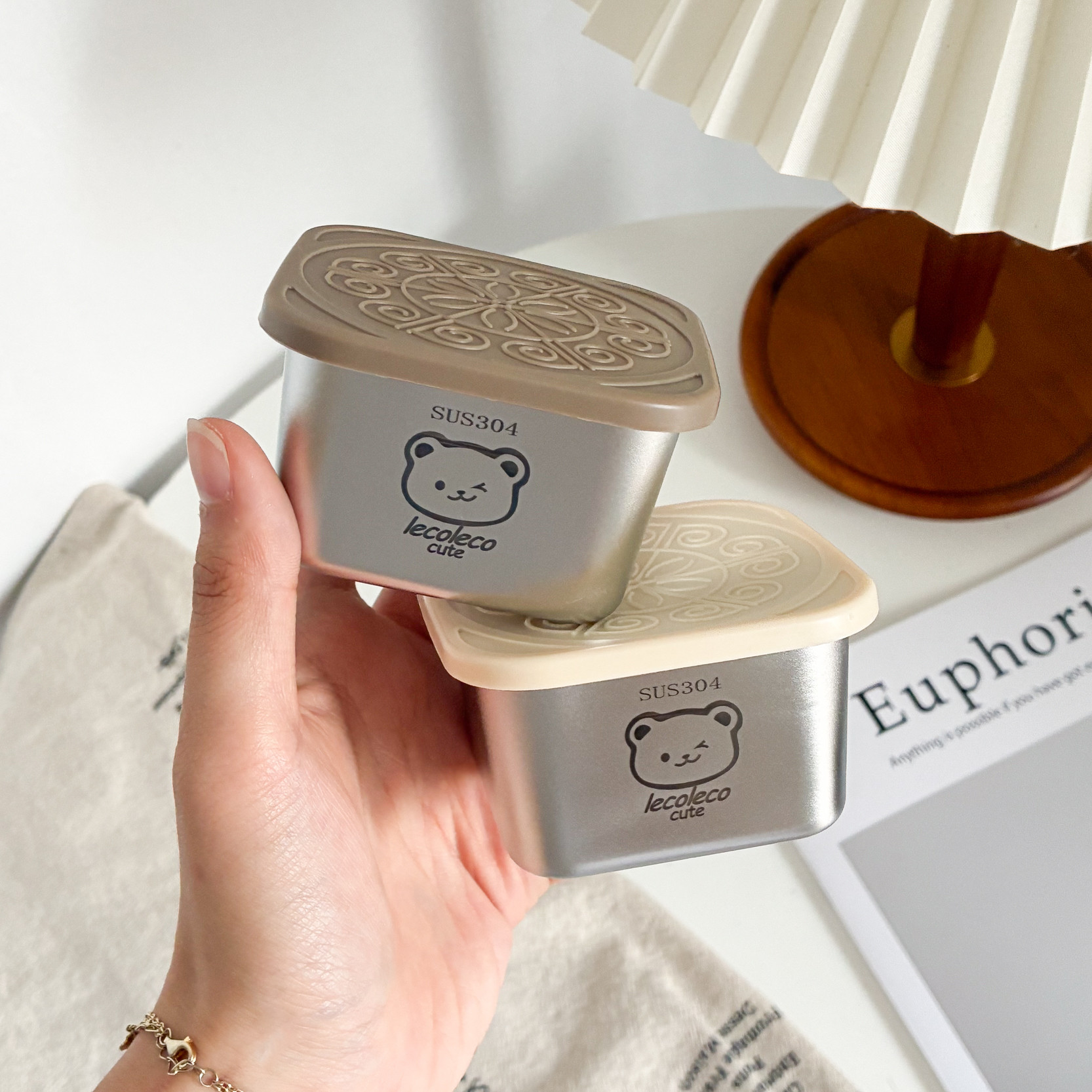 迷你便携304不锈钢蘸料调味盒分餐盒卡通小熊碟子带盖番茄酱沙拉,餐饮具,保鲜盒,淘宝优惠券,粉丝福利购,淘宝优惠卷