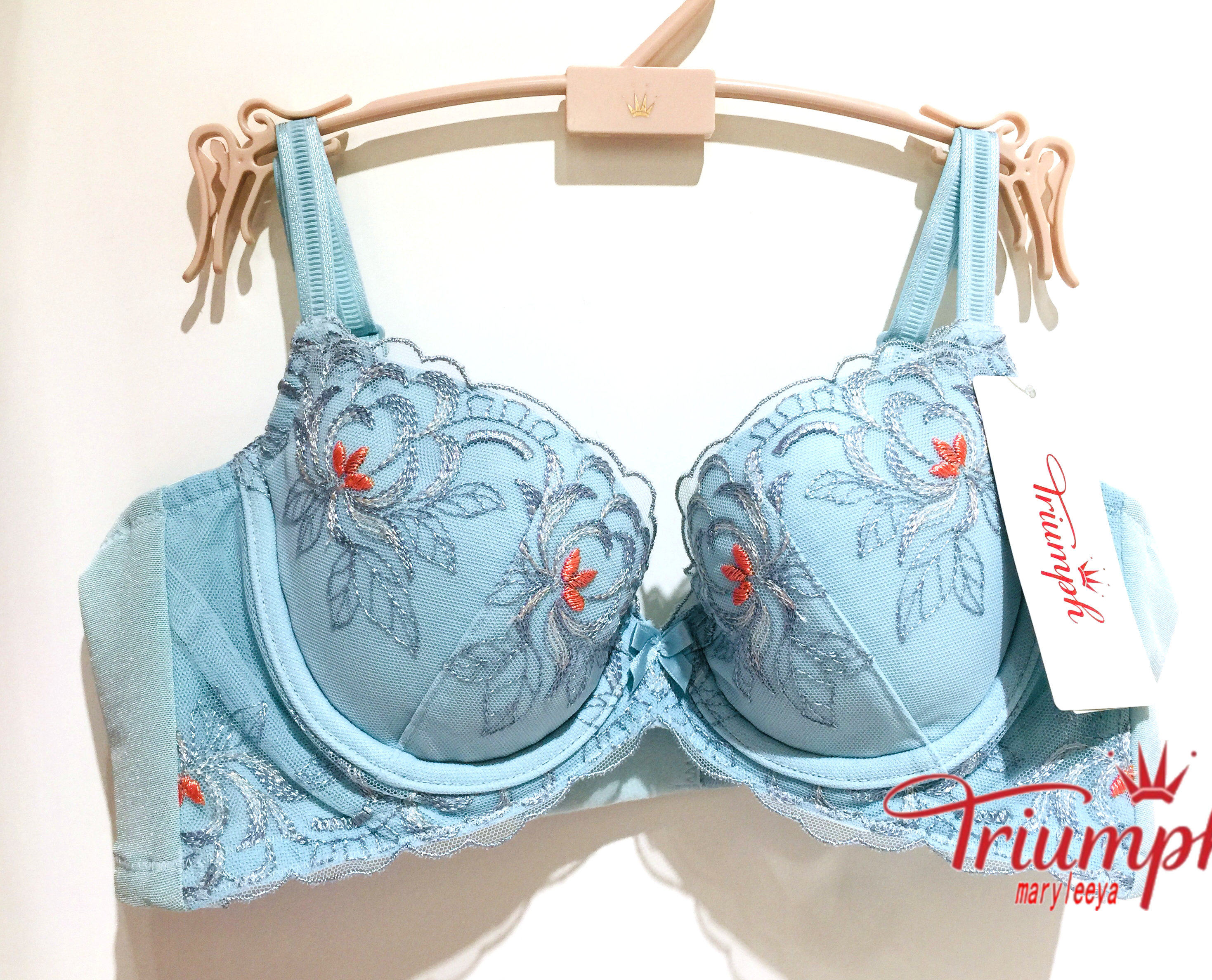 triumph/黛安芬蕾丝边收副乳显瘦蝶形性感调整放下垂文胸16-8362