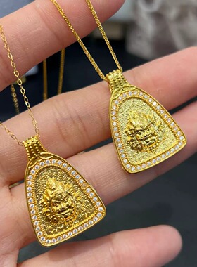 通体18k金黄财神吊坠au750彩金镶钻守护神项链中式国风女精致锁骨