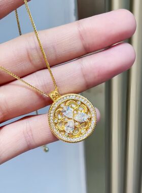 18k 金三（羊）阳开泰吊坠国潮轻奢锁骨链水贝珠宝源头工厂