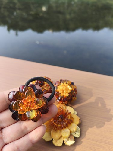 俄罗斯进口天然琥珀花朵发绳圈 天然琥珀 俄罗斯设计制作
