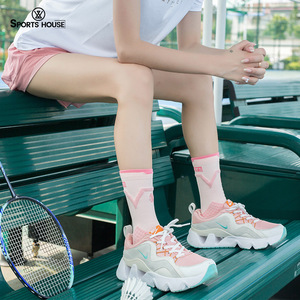 sportshouse运动之家女士春夏季中筒防滑羽毛球袜毛巾底透气袜子