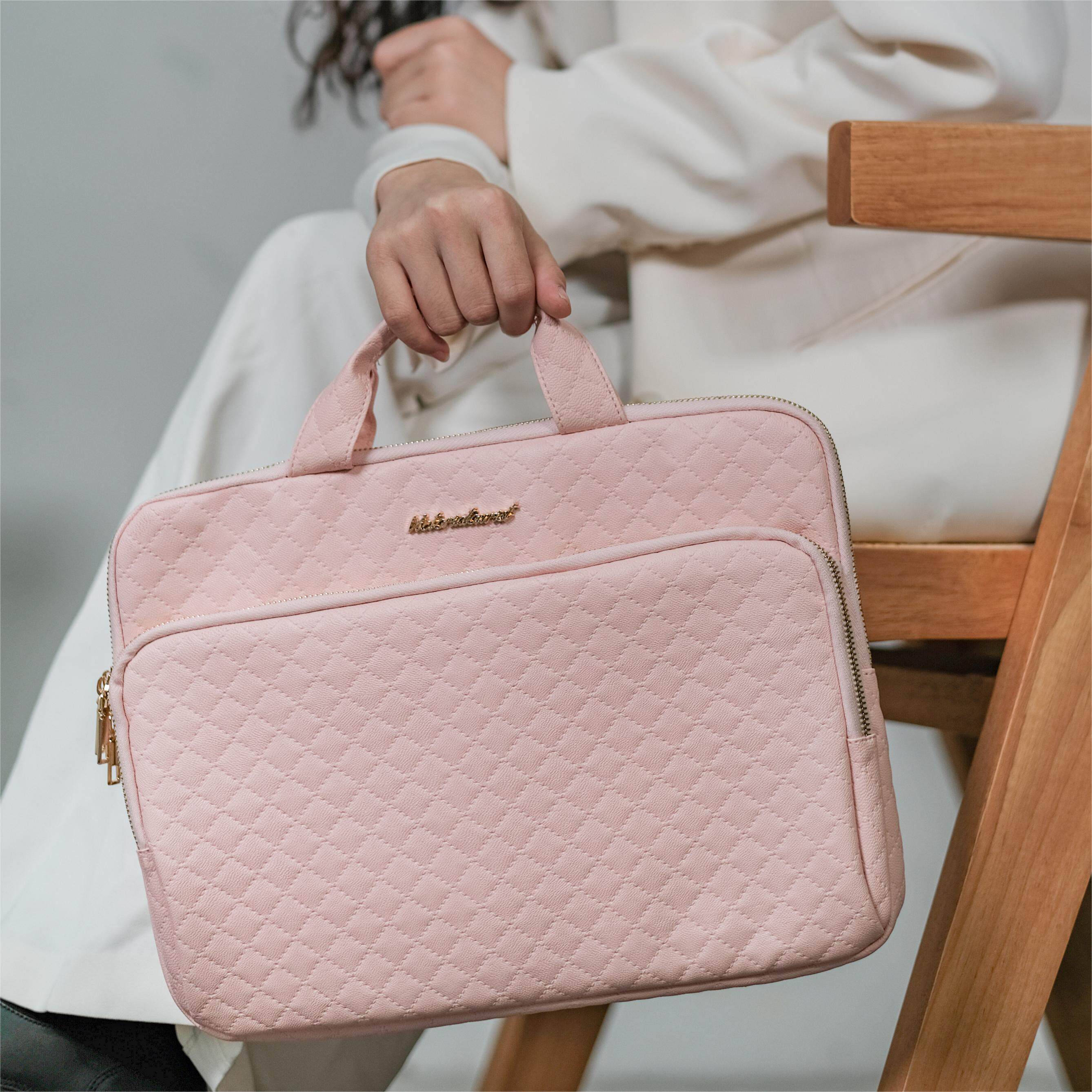 维多利亚旅行者7036手提电脑包女性15.6寸公文包