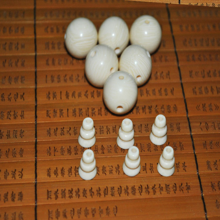 Å£¹ÇÈýÍ¨ÌØ¼ÛÒ»Ì×éÏéºËÊÖ´®Å£¹ÇÈýͨéÏéºúÊÖ´®Å£¹ÇÈýͨ