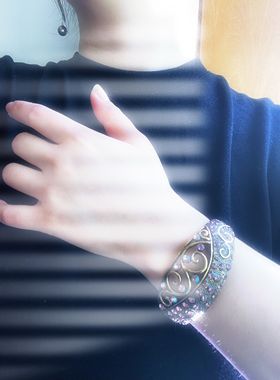 【BW中古】意大利设计款水晶手镯，可开口，手围15-19左右