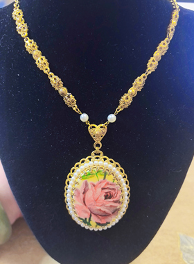 【BW中古】西德打标板绘吊坠项链，书本款的玫瑰花，非常难得