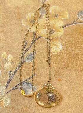 【BW中古】年代比较久的一款1928长链花卉琉璃吊坠，稀有款