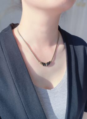 【BW中古】浓金黑玛瑙珐琅蛇骨项链