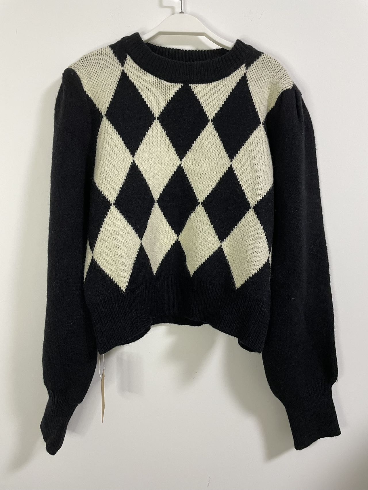 新款圆领菱形格学院风泡泡袖毛衣女宽松休闲百搭上衣