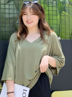 大码女装200斤胖mm短袖V领中长款T恤宽松显瘦遮肉打底上衣90150