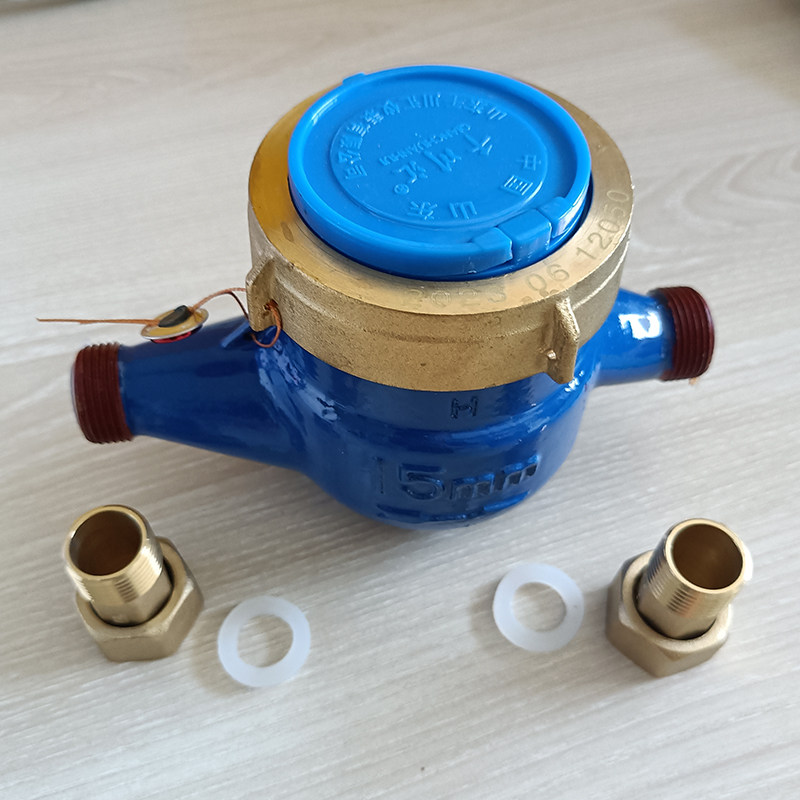 旋翼式自来水水表4分6分1寸家用立式水表公寓出租dn15机械防转倒